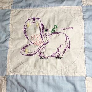 Vtg Embroidered Baby Quilt with Zoo Animals